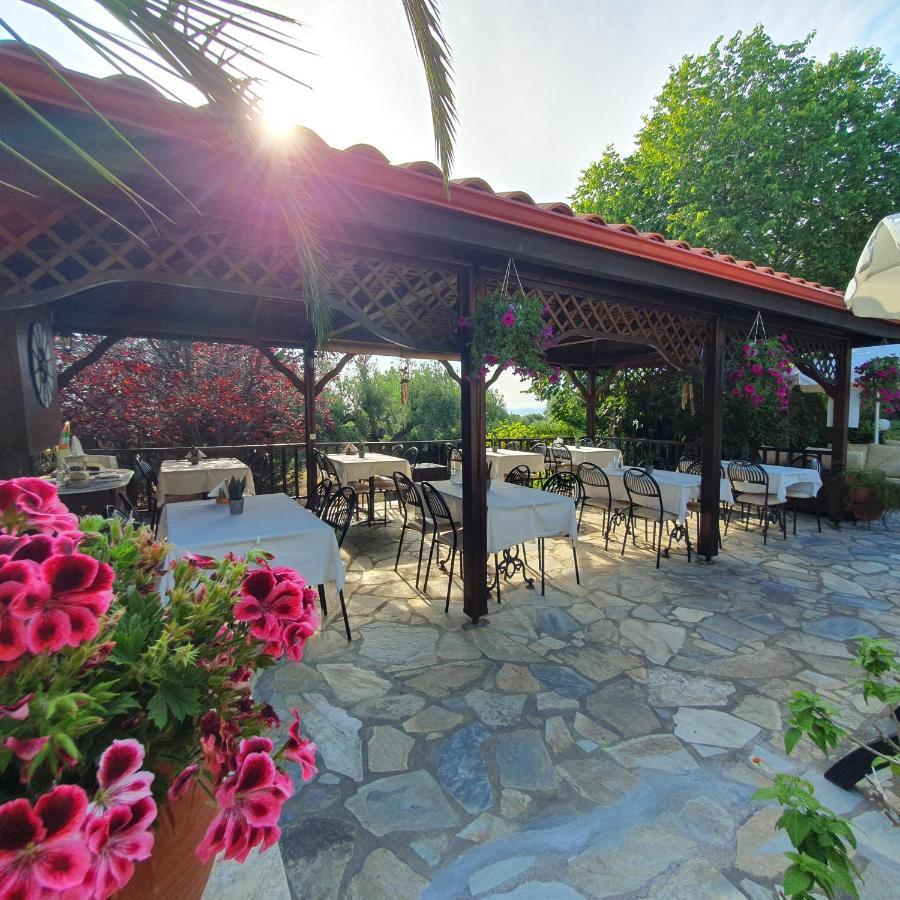 Agrili Apartments & Rooms Elia Nikitis Exterior photo