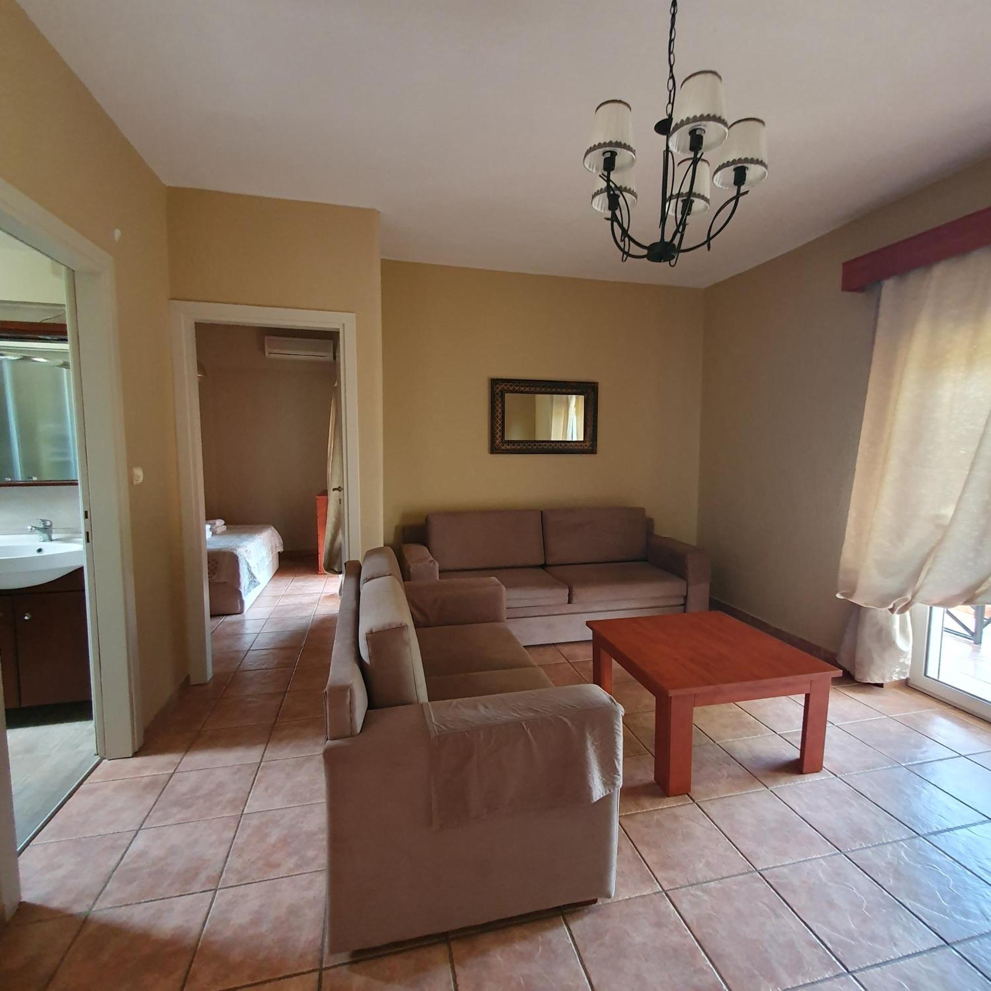 Agrili Apartments & Rooms Elia Nikitis Room photo