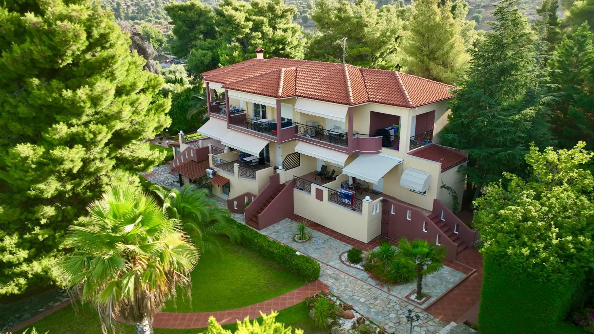 Agrili Apartments & Rooms Elia Nikitis Exterior photo
